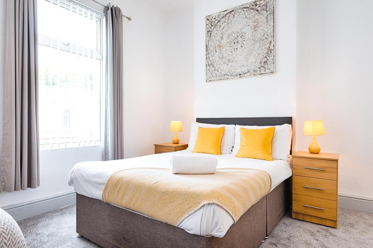 Walk To Swansea Stadium, 3 Rooms, Smart Tv'S Bagian luar foto